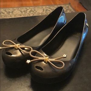 Mel by Melissa Black with Gold Bow Size 3